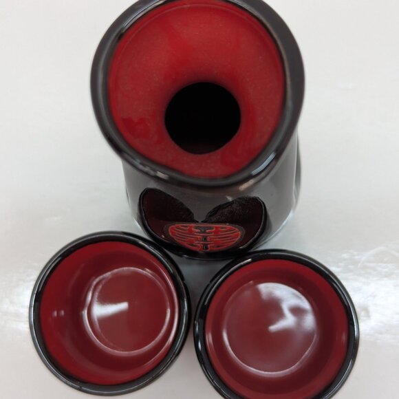 Saki Set 3 Piece Black and Red Ceramic 1 Tokkuri and 2 Ochoko - Picture 7 of 9
